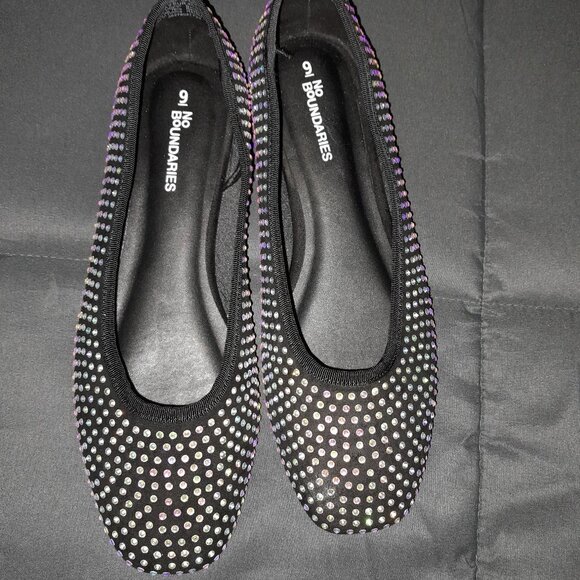 New No Boundaries Sparkle Flats - Picture 1 of 5